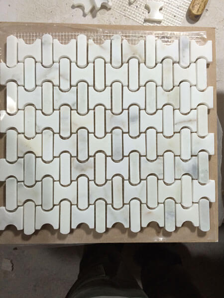 Calacatta Gold Fish Bone Mosaic Tiles 086-2