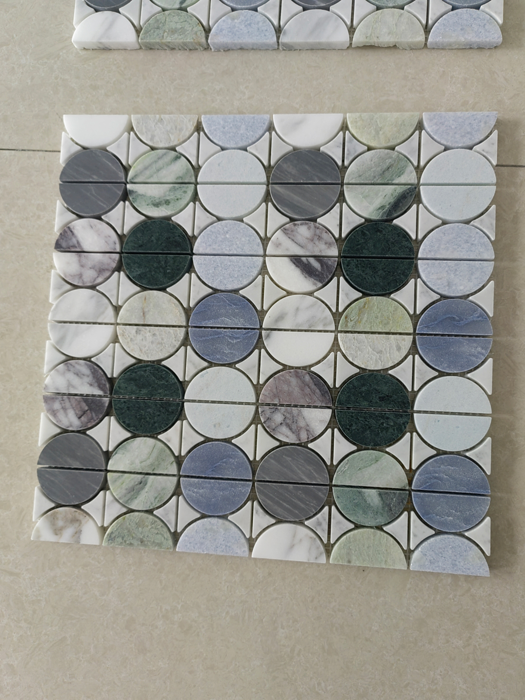 Calacatta viola mosaic