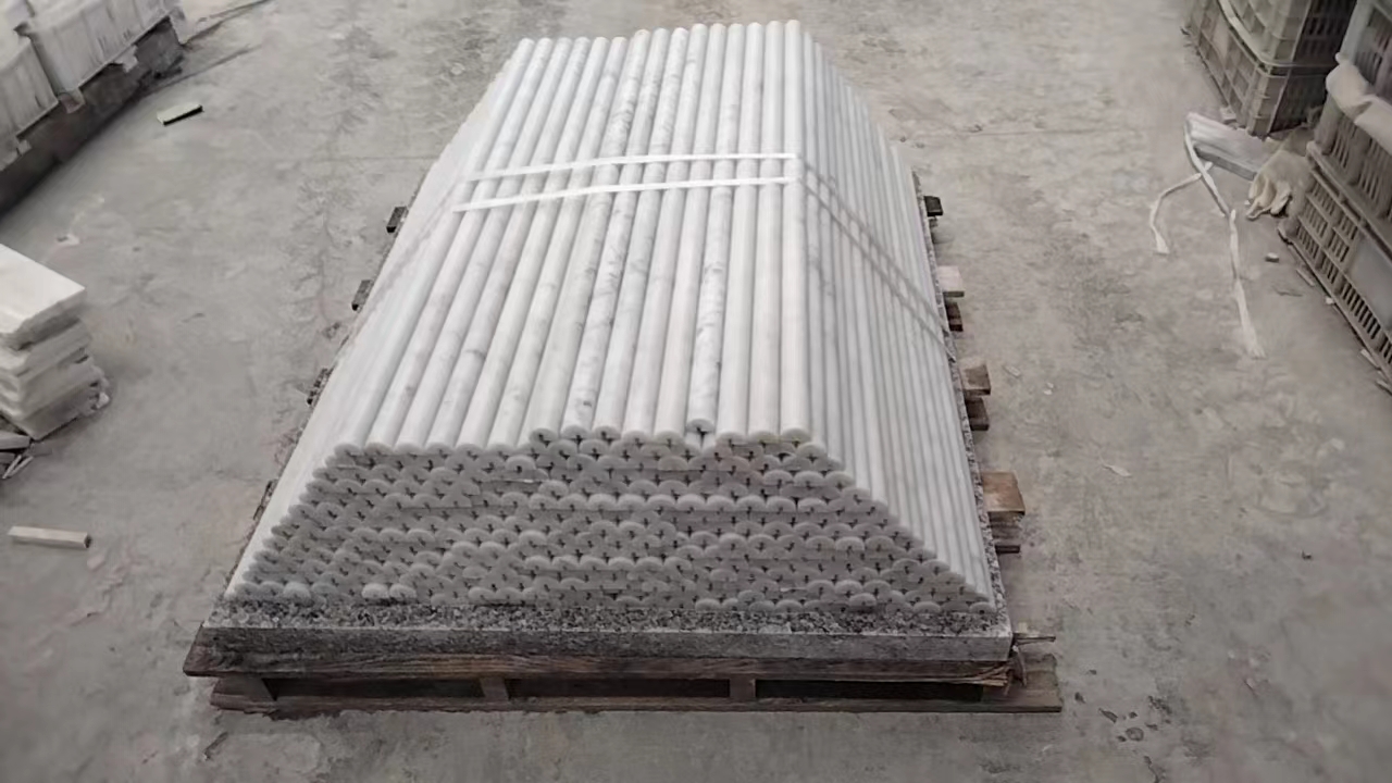 carrara pencil molding