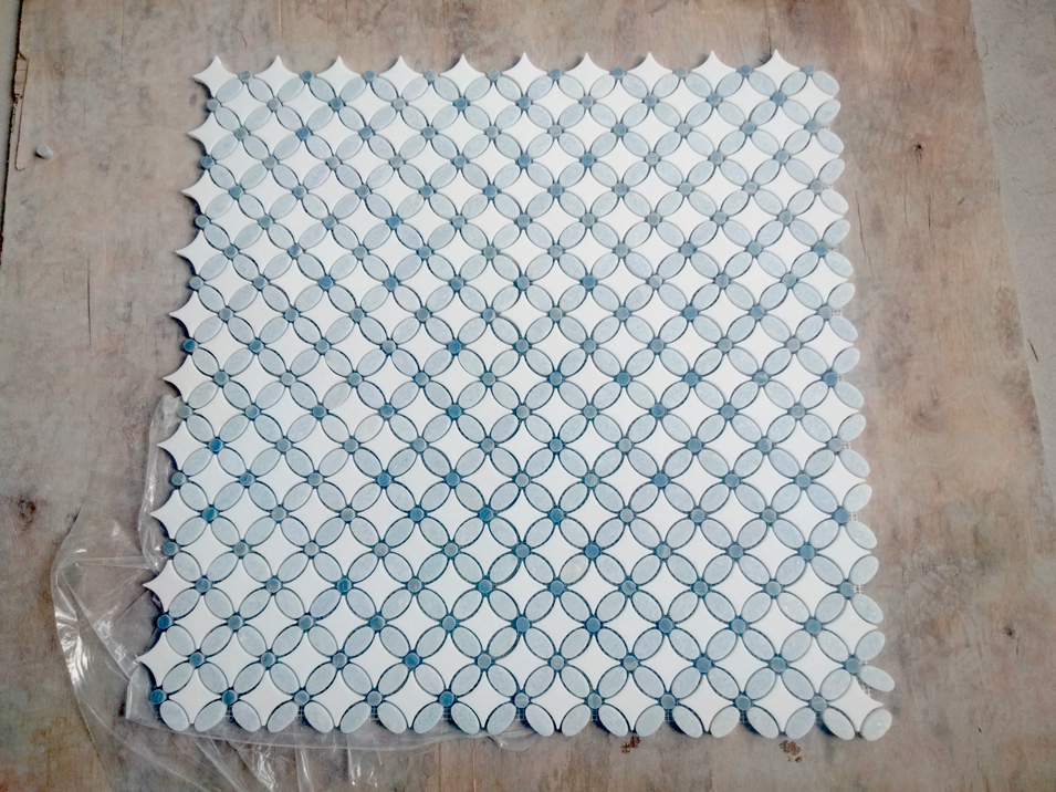 Azul celeste mosaic tile