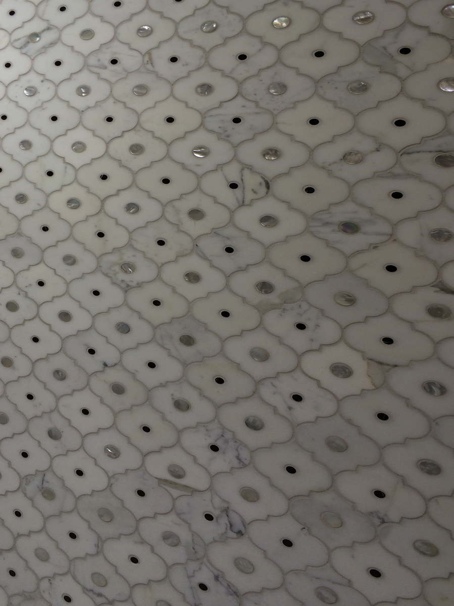 shell mosaic tile 